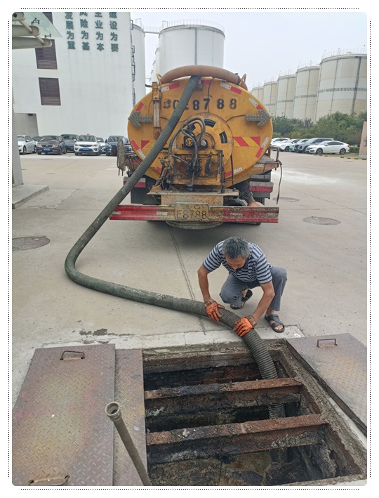 扎赉诺尔隔油池清掏