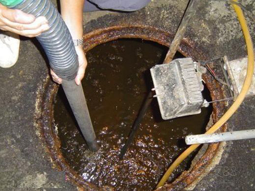 扎赉诺尔隔油池清理