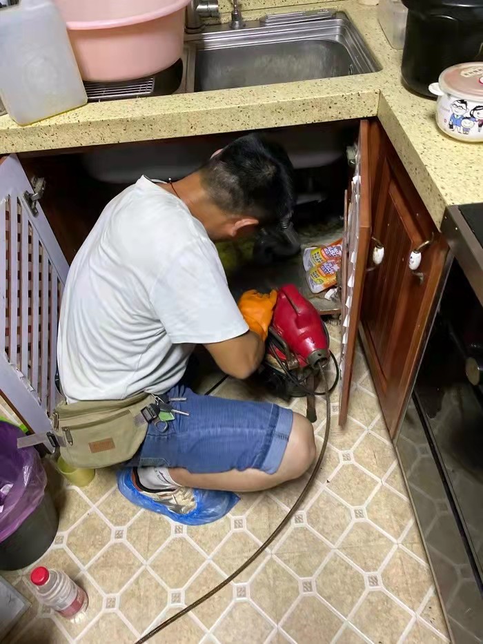 扎赉诺尔通下水道